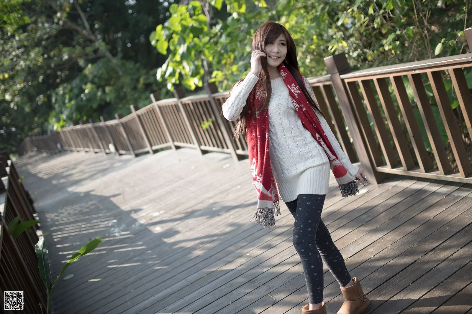 [Chương bổ sung của Beautyleg] Trương Ách Chu - Buổi chụp ảnh ngoài trời tại Công viên Văn hóa Hakka - 12