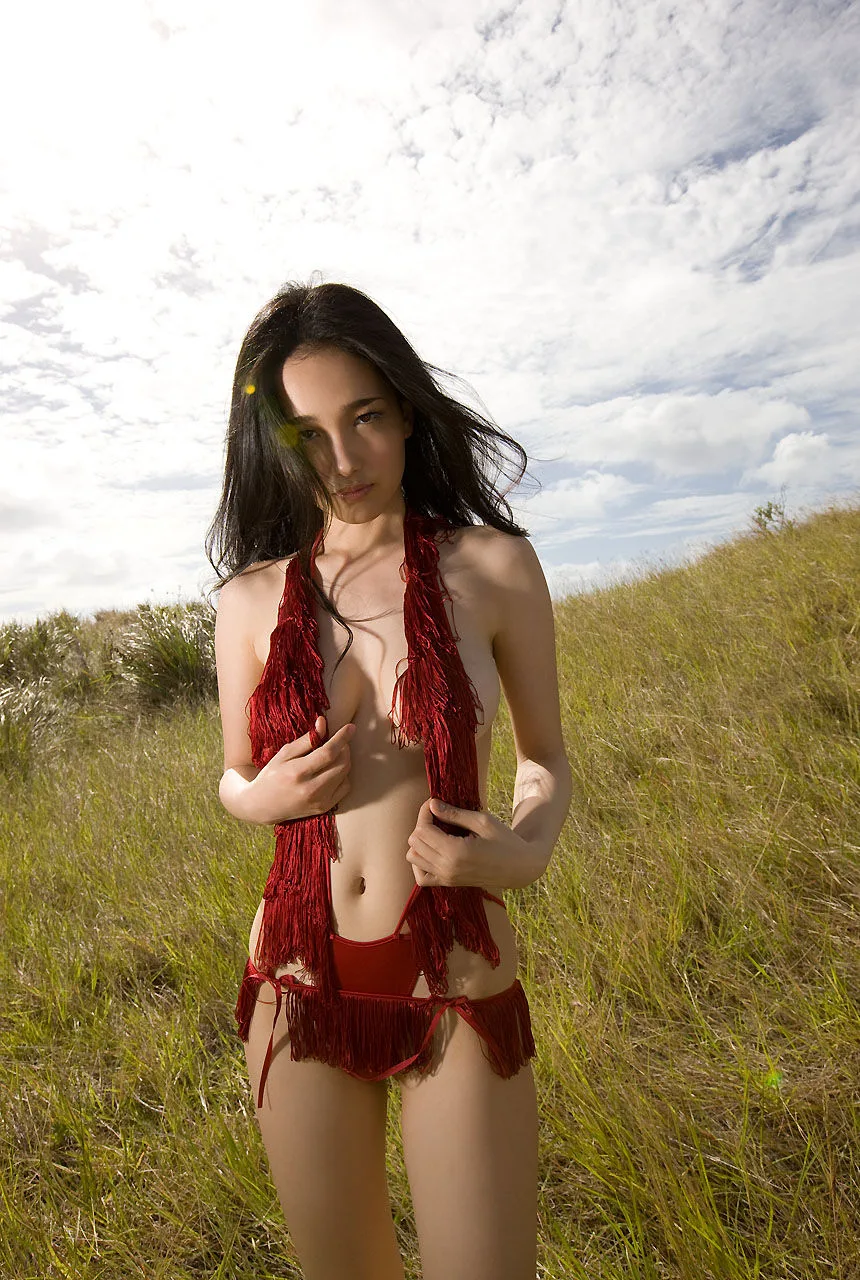 [Image.tv] Sách ảnh "Chuyện tình" của Mizuki Hisano - 13